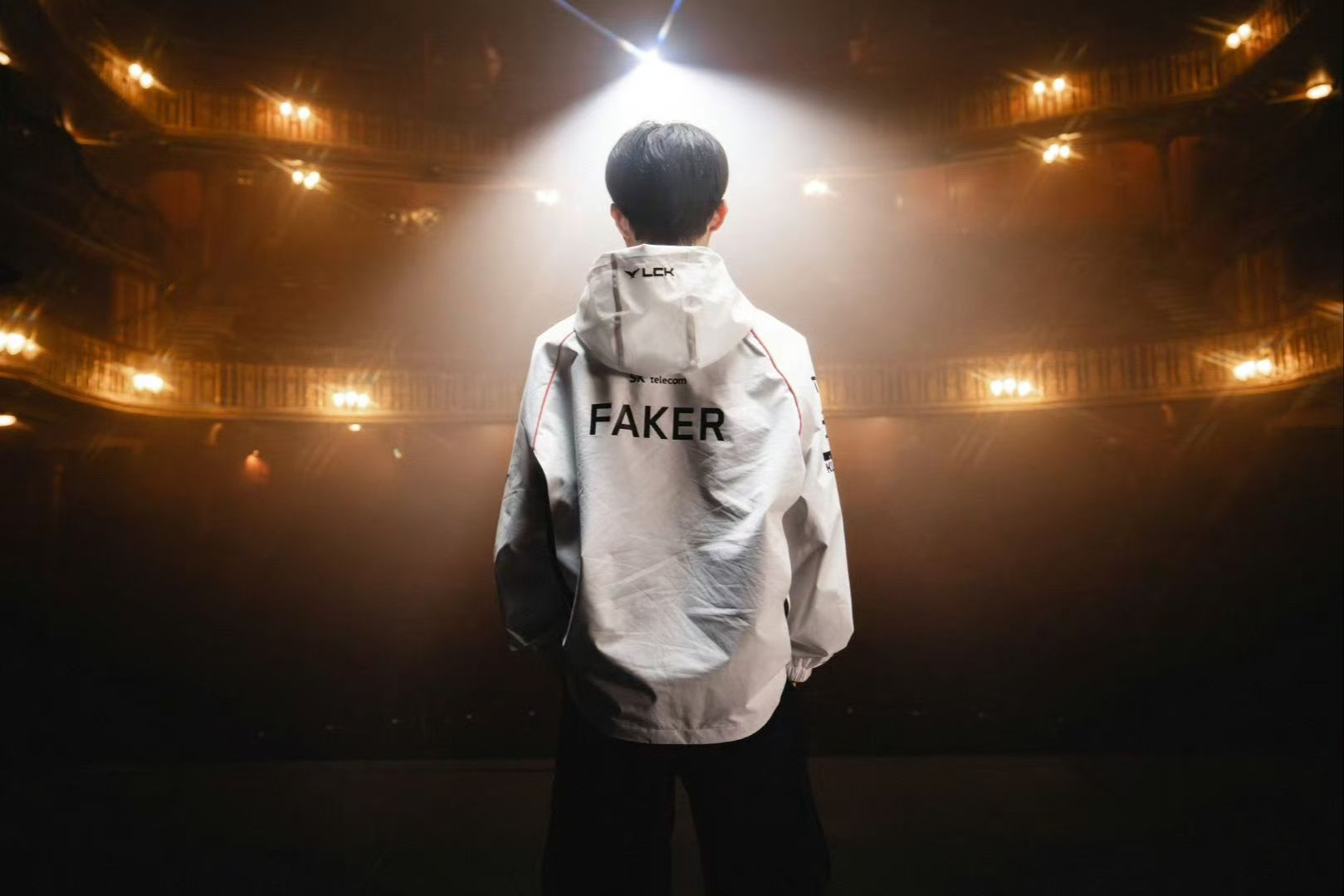 Tarzan：很期待下场打JDG 接下来的目标是拿冠军