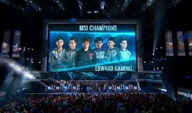 麻将中盘什么时候该转向（麻将中盘何时调整策略）