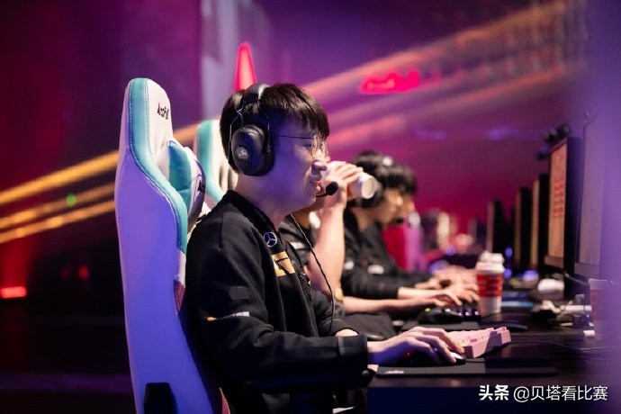 faker 成为2025年全球总决赛首位参赛10次的选手